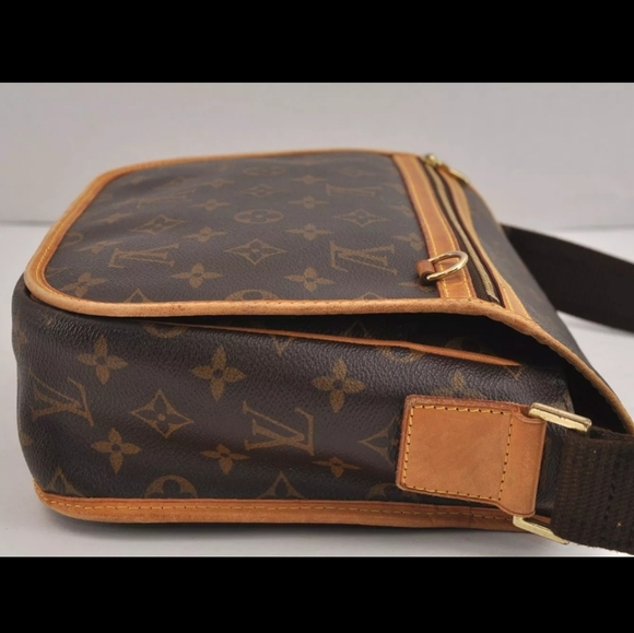 Authentic Louis Vuitton Monogram Messenger Bosphore PM Shoulder Bag - Picture 9 of 10